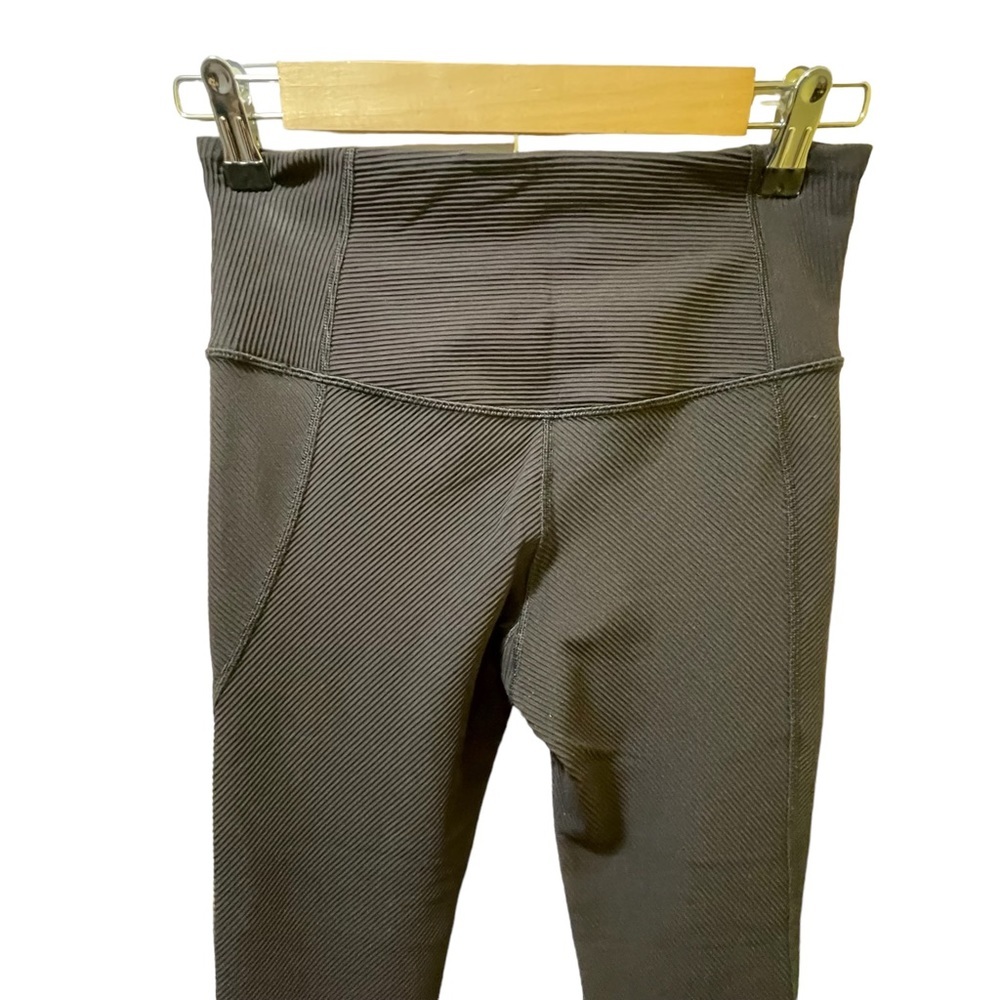 ATHLETA SYNERGY‎ RIB 7/8 TIGHT Size Med Petite - Picture 7 of 10